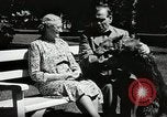 Image des résidants de l'île de Terre-Neuve Saint Johns Terre-Neuve, 1948, de la seconde 12 séquences d'archives historiques vidéo 65675023018