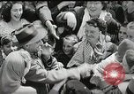 Image des résidants de l'île de Terre-Neuve Saint Johns Terre-Neuve, 1948, de la seconde 60 séquences d'archives historiques vidéo 65675023018