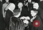 Image Le président Dwight D Eisenhower Ottawa Ontario Canada, 1953, de la seconde 28 séquences d'archives historiques vidéo 65675023019