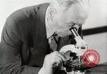 Standbild Professor Fritz Zernike Holland Niederlande, 1953, aus Sekunde 6 historischem Filmmaterial Videoclip 65675023020