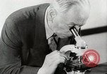 Standbild Professor Fritz Zernike Holland Niederlande, 1953, aus Sekunde 8 historischem Filmmaterial Videoclip 65675023020