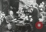 Standbild Professor Fritz Zernike Holland Niederlande, 1953, aus Sekunde 18 historischem Filmmaterial Videoclip 65675023020