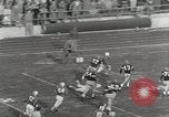 Standbild College Football Spiel College Park Maryland USA, 1953, aus Sekunde 19 historischem Filmmaterial Videoclip 65675023024