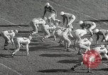 Standbild College Football Madison Wisconsin USA, 1953, aus Sekunde 5 historischem Filmmaterial Videoclip 65675023025