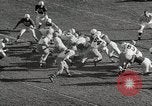 Standbild College Football Madison Wisconsin USA, 1953, aus Sekunde 15 historischem Filmmaterial Videoclip 65675023025