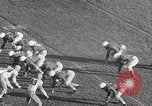Standbild College Football Madison Wisconsin USA, 1953, aus Sekunde 35 historischem Filmmaterial Videoclip 65675023025
