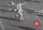 Standbild College Football Madison Wisconsin USA, 1953, aus Sekunde 42 historischem Filmmaterial Videoclip 65675023025