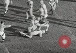 Standbild College Football Madison Wisconsin USA, 1953, aus Sekunde 45 historischem Filmmaterial Videoclip 65675023025