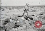 Standbild eidgenössischen Soldaten Ojinaga Mexiko, 1913, aus Sekunde 29 historischem Filmmaterial Videoclip 65675023029
