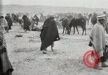 Standbild Bund Flüchtlinge Tierra Blanca Mexiko, 1914, aus Sekunde 59 historischem Filmmaterial Videoclip 65675023031
