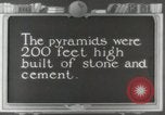 Standbild Pyramide der Sonne Teotihuacan Mexiko, 1925, aus Sekunde 23 historischem Filmmaterial Videoclip 65675023035