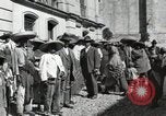 Standbild mexikanische Volk Mexico City Mexiko, 1925, aus Sekunde 62 historischem Filmmaterial Videoclip 65675023037