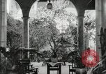 Standbild Spanish Patio Mexico City Mexiko, 1925, aus Sekunde 18 historischem Filmmaterial Videoclip 65675023038