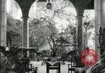 Standbild Spanish Patio Mexico City Mexiko, 1925, aus Sekunde 24 historischem Filmmaterial Videoclip 65675023038