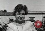 Standbild Spanish Patio Mexico City Mexiko, 1925, aus Sekunde 61 historischem Filmmaterial Videoclip 65675023038