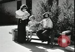 Standbild Toy Darlehen Exchange Los Angeles California USA, 1935, aus Sekunde 42 historischem Filmmaterial Videoclip 65675023048