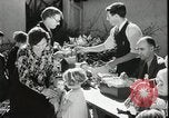 Standbild Toy Darlehen Exchange Los Angeles California USA, 1935, aus Sekunde 62 historischem Filmmaterial Videoclip 65675023048