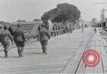 Immagine di Carrizal prigionieri liberati El Paso Texas International Bridge USA, 1916, secondo 3 filmato di repertorio 65675023061