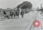 Immagine di Carrizal prigionieri liberati El Paso Texas International Bridge USA, 1916, secondo 7 filmato di repertorio 65675023061