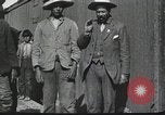 Immagine di Pancho Villa con le sue truppe Messico, 1916, secondo 7 filmato di repertorio 65675023068