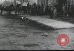 Immagine di Pancho Villa con le sue truppe Messico, 1916, secondo 36 filmato di repertorio 65675023068