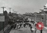 Standbild Maultier Markt Memphis Tennessee USA, 1917, aus Sekunde 15 historischem Filmmaterial Videoclip 65675023080