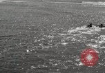 Immagine di Hawaiian surfers Hawaii USA, 1917, secondo 39 filmato di repertorio 65675023082