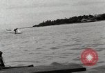 Immagine di Hawaiian surfers Hawaii USA, 1917, secondo 62 filmato di repertorio 65675023082