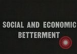 Standbild am Straßenrand Bars Tennessee United States USA, 1935, aus Sekunde 27 historischem Filmmaterial Videoclip 65675023096