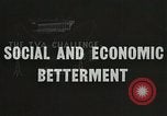 Standbild am Straßenrand Bars Tennessee United States USA, 1935, aus Sekunde 33 historischem Filmmaterial Videoclip 65675023096