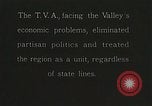 Standbild Tennessee Dorf Behörde Tennessee United States USA, 1935, aus Sekunde 10 historischem Filmmaterial Videoclip 65675023097