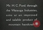 Image Appalachian artisanat Boone North Carolina USA, 1934, de la seconde 6 séquences d'archives historiques vidéo 65675023108