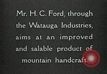 Image Appalachian artisanat Boone North Carolina USA, 1934, de la seconde 7 séquences d'archives historiques vidéo 65675023108