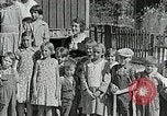 Standbild Reisen Bibliothek Campbell County Tennessee USA, 1935, aus Sekunde 15 historischem Filmmaterial Videoclip 65675023118