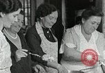 Standbild Mission Arbeitnehmer Mahlzeit Campbell County Tennessee USA, 1935, aus Sekunde 4 historischem Filmmaterial Videoclip 65675023119