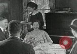 Standbild Mission Arbeitnehmer Mahlzeit Campbell County Tennessee USA, 1935, aus Sekunde 26 historischem Filmmaterial Videoclip 65675023119