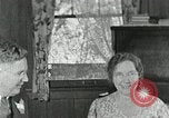 Standbild Mission Arbeitnehmer Mahlzeit Campbell County Tennessee USA, 1935, aus Sekunde 39 historischem Filmmaterial Videoclip 65675023119