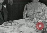 Standbild Mission Arbeitnehmer Mahlzeit Campbell County Tennessee USA, 1935, aus Sekunde 43 historischem Filmmaterial Videoclip 65675023119