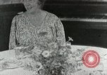 Standbild Mission Arbeitnehmer Mahlzeit Campbell County Tennessee USA, 1935, aus Sekunde 47 historischem Filmmaterial Videoclip 65675023119