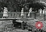 Immagine di Dimostrazione di decapaggio Campbell County Tennessee USA, 1935, secondo 9 filmato di repertorio 65675023120