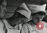 Immagine di Dimostrazione di decapaggio Campbell County Tennessee USA, 1935, secondo 44 filmato di repertorio 65675023120