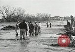 Standbild Überschwemmungen Clinton Oklahoma USA, 1934, aus Sekunde 21 historischem Filmmaterial Videoclip 65675023135