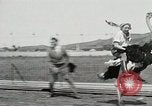 Image Ostrich race El Cerrito California USA, 1934, de la seconde 19 séquences d'archives historiques vidéo 65675023137