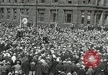Standbild arbeitslose Männer demonstrieren während der Depression Minneapolis Minnesota USA, 1934, aus Sekunde 5 historischem Filmmaterial Videoclip 65675023138