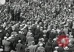 Standbild arbeitslose Männer demonstrieren während der Depression Minneapolis Minnesota USA, 1934, aus Sekunde 8 historischem Filmmaterial Videoclip 65675023138