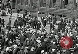 Standbild arbeitslose Männer demonstrieren während der Depression Minneapolis Minnesota USA, 1934, aus Sekunde 29 historischem Filmmaterial Videoclip 65675023138