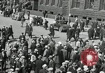 Standbild arbeitslose Männer demonstrieren während der Depression Minneapolis Minnesota USA, 1934, aus Sekunde 37 historischem Filmmaterial Videoclip 65675023138