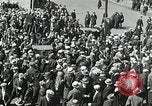 Standbild arbeitslose Männer demonstrieren während der Depression Minneapolis Minnesota USA, 1934, aus Sekunde 39 historischem Filmmaterial Videoclip 65675023138