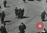 Standbild arbeitslose Männer demonstrieren während der Depression Minneapolis Minnesota USA, 1934, aus Sekunde 59 historischem Filmmaterial Videoclip 65675023138