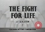 Standbild Dramatisierung über Geburtshilfe in Chicago Hospital United States USA, 1940, aus Sekunde 9 historischem Filmmaterial Videoclip 65675023140